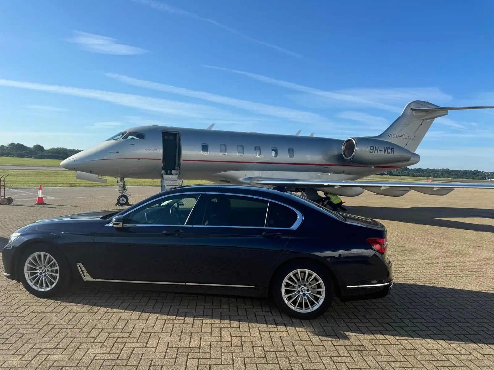 Bournemouth airport transfers with luxury chauffeur service