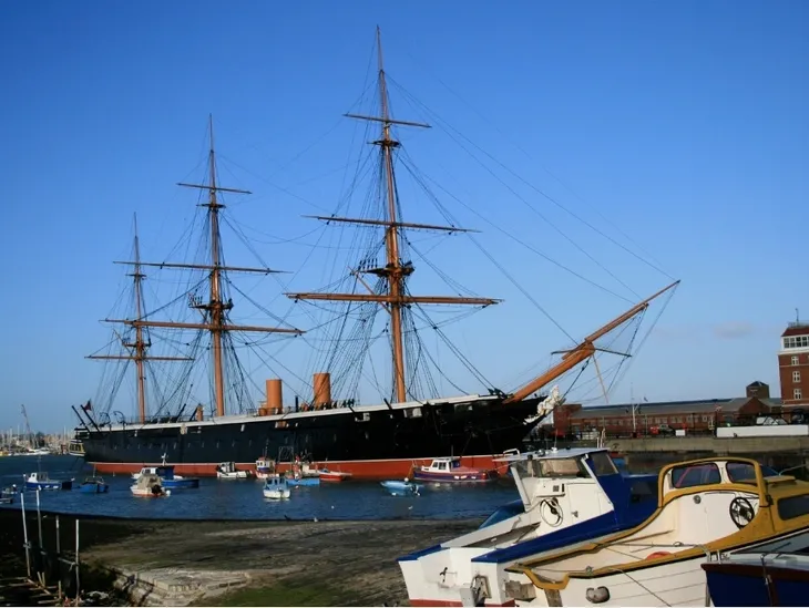 Visit the Historic Dockyard